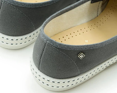 Classic Canvas Loafer: Anthracite
