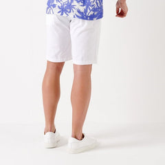 Texas Slim Bermuda Short: White